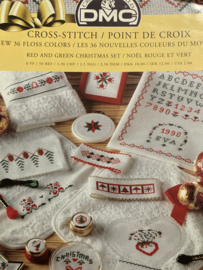 Tijdschriften | Borduren | DMC Kerst telpatronen 1605L-22 Red and Green Christmas Set