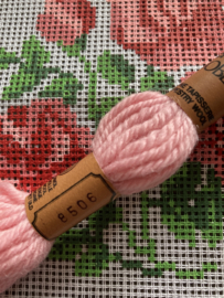 VERKOCHT | ROZE - Scheepjes borduurwol of tapisserie wol/gobelin - kleurnummer 8506