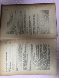 1912 | Complete gedichten - 4e druk met twee portretten P.A. De Génestet inleiding en aanteekeningen door dr. H.L. Oort