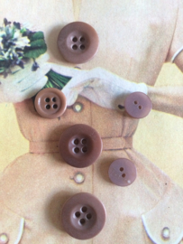 Ø 14 mm | Knopen | Beige-Taupe | Zakje met meerdere kleine plastic knoopjes twee en vier gaatjes | | jaren '50