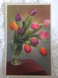 Briefkaarten | Bloemen | Tulpen | 1930 - Polychrome Postcard "Vaas met tulpen"