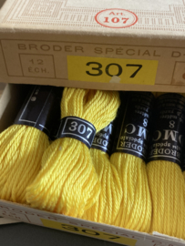 DMC Coton a broder special 16  |  Geel | nr. 307