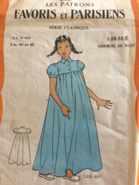 VERKOCHT | 1940 | Favoris en Parisiens | Vintage naaipatroon kinder nachtjurkje, nachtjapon | 6-10 jaar | jaren '40-'50