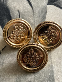 Ø 15 mm | Knopen | Goud | Vintage uniform knoop met wapen (drie stuks)