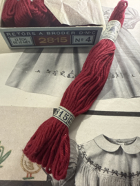 2815 ROOD Bloed/Bordeaux katoenen DMC borduurgaren Retors A Broder no 4 - 10 meter