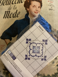 Borduurwol | Pakketten | Ornament-blauw, pakket met 4 strengen borduurwol