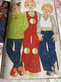 1973 | Marion naaipatronen maandblad | nr. 303 september 1973 - mini rok en jurk - positiekleding - kinderkleding - borduren op kleding