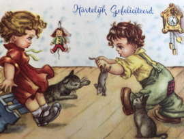Briefkaarten | Nederland | Kinderen | Hartelijk gefeliciteerd - Kinderen met kat en muis