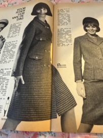 Madeleine: mode en patronenblad van Margriet | 1965, nr. 08 augustus 1965 - 88 knippatronen gratis raderblad - kantoorkleding - pyjama - dames jas - jongens pakje en jas - rokken