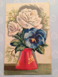 Briefkaarten | Bloemen | Rozen | 1940 - vaas met bloemen witte rozen en viooltje in rood vaasje