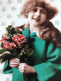 Ansichtkaart | Nederland | Meisjes | Meisje met groene jas en bos rozen en gouden sterretjes en glitters