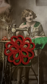 Applicaties | Rood | 3 x 3 cm | Handgemaakte frivolité bloemen