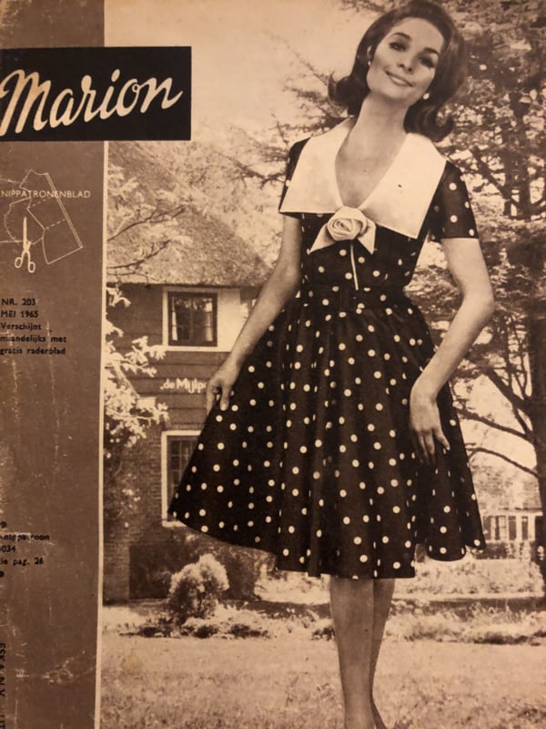 Afkeer Anders strijd 1965 | Marion naaipatronen maandblad | nr. 203 mei 1965 ( met radarblad -  vakantiegarderobe, prachtige jurken - plissé en noppen) | Naaien |  Tijdschriften | Marion radarbladpatronen 1965 | Pearls and Roses