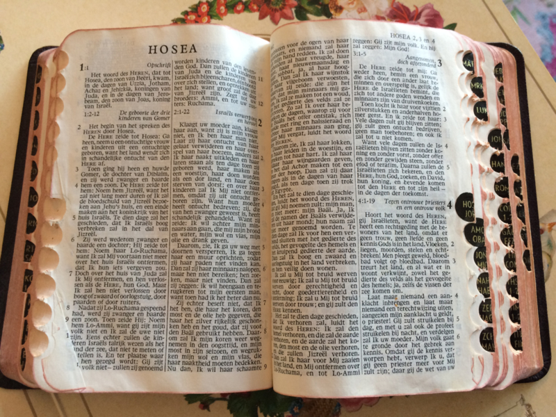 VERKOCHT | 1940 | Oud leren sober brocante bijbeltje | Psalmen | ca. 1940 ZETKA