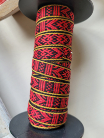 Folkloreband in rood, zwart, geel. Prijs per meter