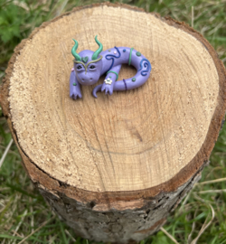 Dragon Deskfriend