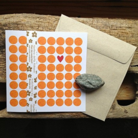 Anneko Design - Wenskaart met zaailint - Rondjes oranje met 1 hartje