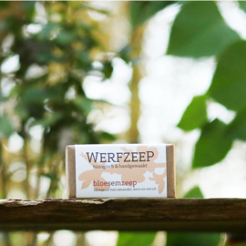 Werfzeep - Bloesemzeep met bloesems van amandel, kers en neroli - 100 gr