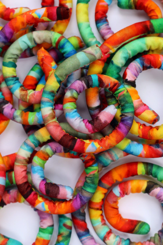 Hand made and Fair Trade Dread Accessoires | In the woods Verandwoord spelen || We just ♥ eco & fairtrade