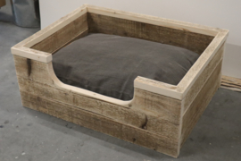 Hondenmand Jip gebruikt hout