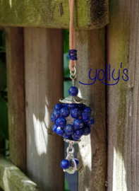Sodalite flowerball necklace