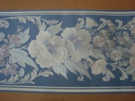 bloemen behangrand blauw wit 65