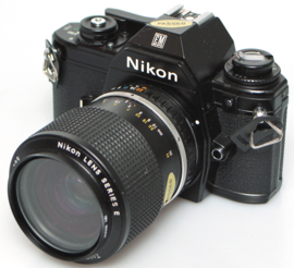 Nikon EM body + 36-72mm zoomlens