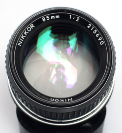 Nikon 85mm f2,0 AI