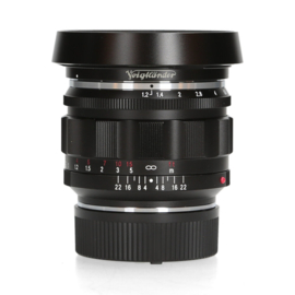 Voigtlander f1.2 - 50mm Nokton (Leica M)