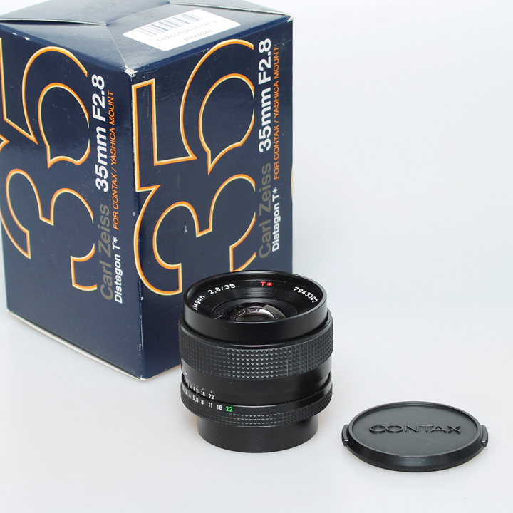 Zeiss Y/C T* Distagon f2.8 - 35mm