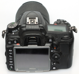 Nikon D7000 + f3.5~5.6 - 18~105mm AF-S DX ED VR