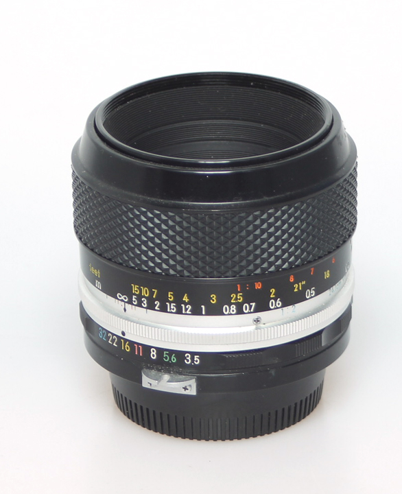 Nikon A  Micro Nikkor 3.5/55 mm