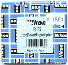 Nikon UR-E5 step Donw Ring adapter