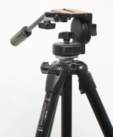 Manfrotto 055 B + 128 videokop