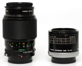 Canon FD 100mm f2,8 macro + macro flash en tussenring