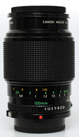 Canon FD 100mm f2,8 macro + macro flash en tussenring