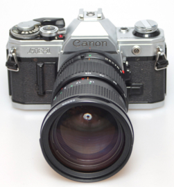 Canon AE-1  + 3.5 / 35~ 105 mm