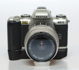 Pentax MZ-5 + 28~80mm f3.5~5.6