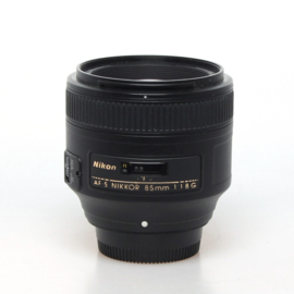Nikon AF-S G 85mm - f1.8