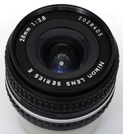 Nikon 28mm f 2,8 series E