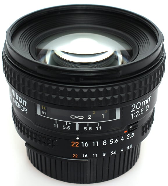 Nikon 20mm f2,8 AF-D