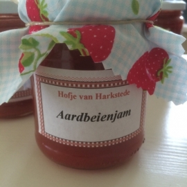 AARDBEIENJAM