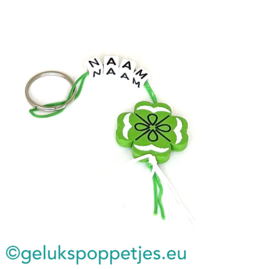 Naam sleutelhanger met klavertje vier gelukshangertje