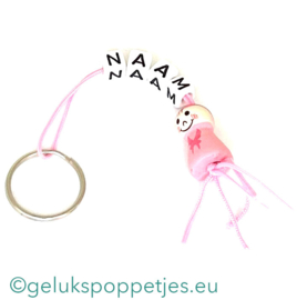 Naam sleutelhanger met meisje gelukspoppetje