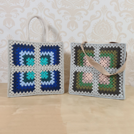 Leren haken: Gehaakte Tas met Mitred Granny Square - Tutorial