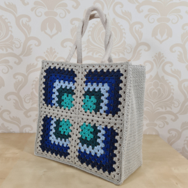 Leren haken: Gehaakte Tas met Mitred Granny Square - Tutorial