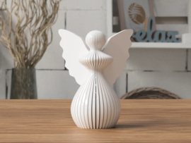 Modern 3d geprint beeldje engeltje