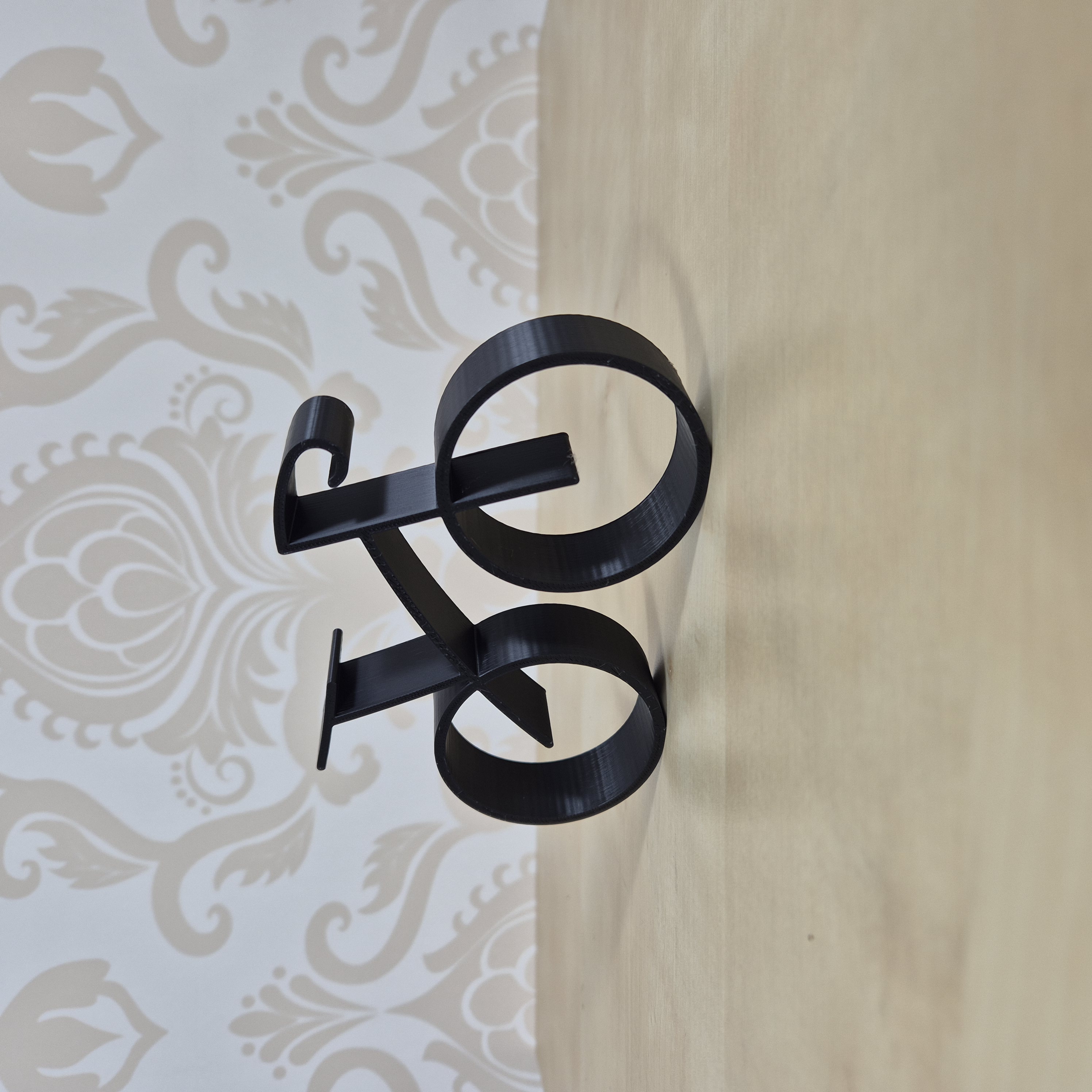 Minimalistisch 3D geprint fietsbeeldje – Modern decor | Cadeau voor wielerliefhebbers | Fiets interieurdecoratie