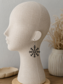 3D-geprinte sneeuwvlok oorbellen | Lichtgewicht winter oorbellen | Antiek zilveren RVS oorhaakjes | 36 kleuren