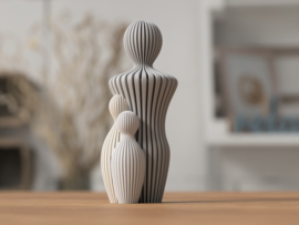 Modern 3d geprint beeldje papa met 2 kinderen